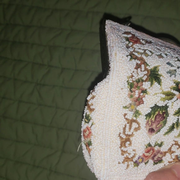 Antique Victorian French hand made embroidery beads evening purse - Picture 9 of 17